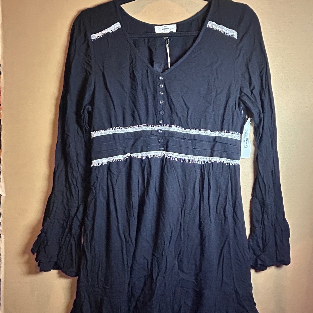 New Entro Black Long Sleeve V Neck Button Front Tiered Ruffle Dress Size S